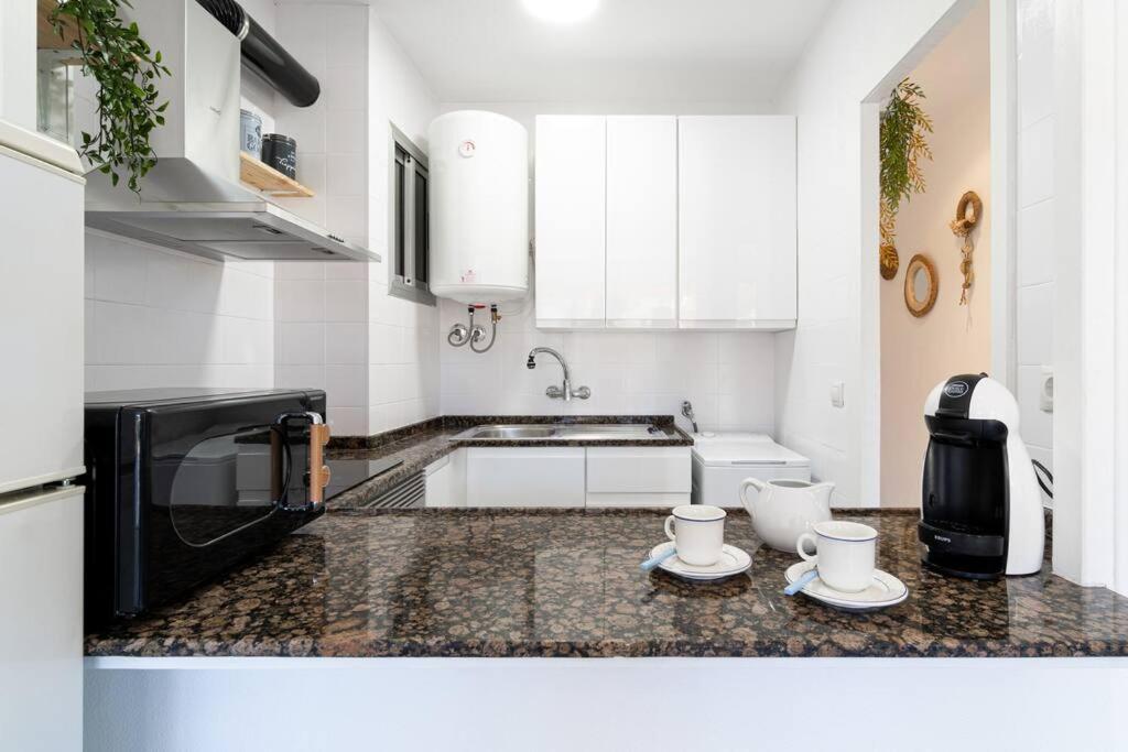 Privilegiado-Tarragona-50Mplaya-Wifi-Pool-Relax8 Exteriör bild
